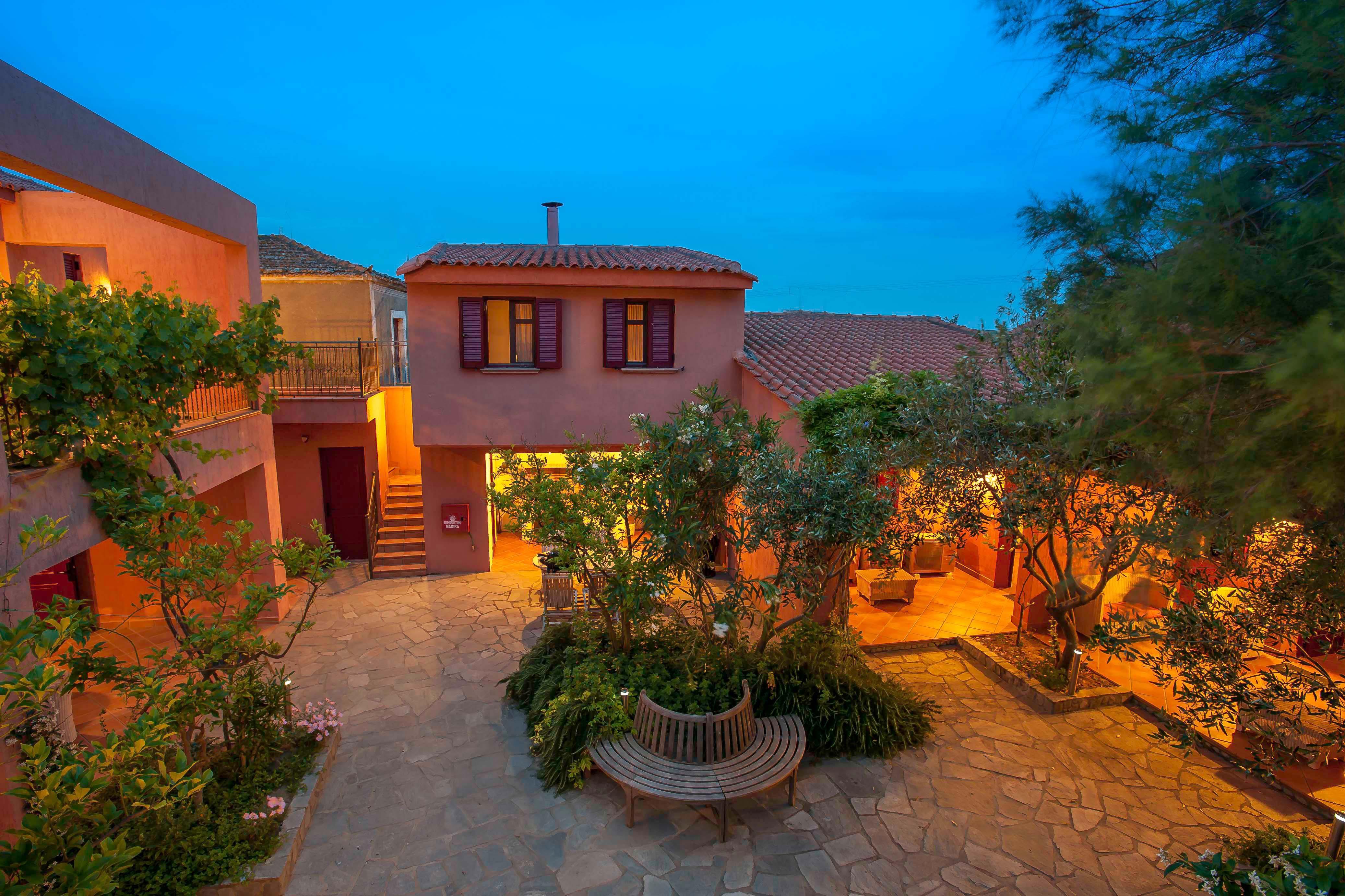Varos Village Boutique Hotel Luaran gambar